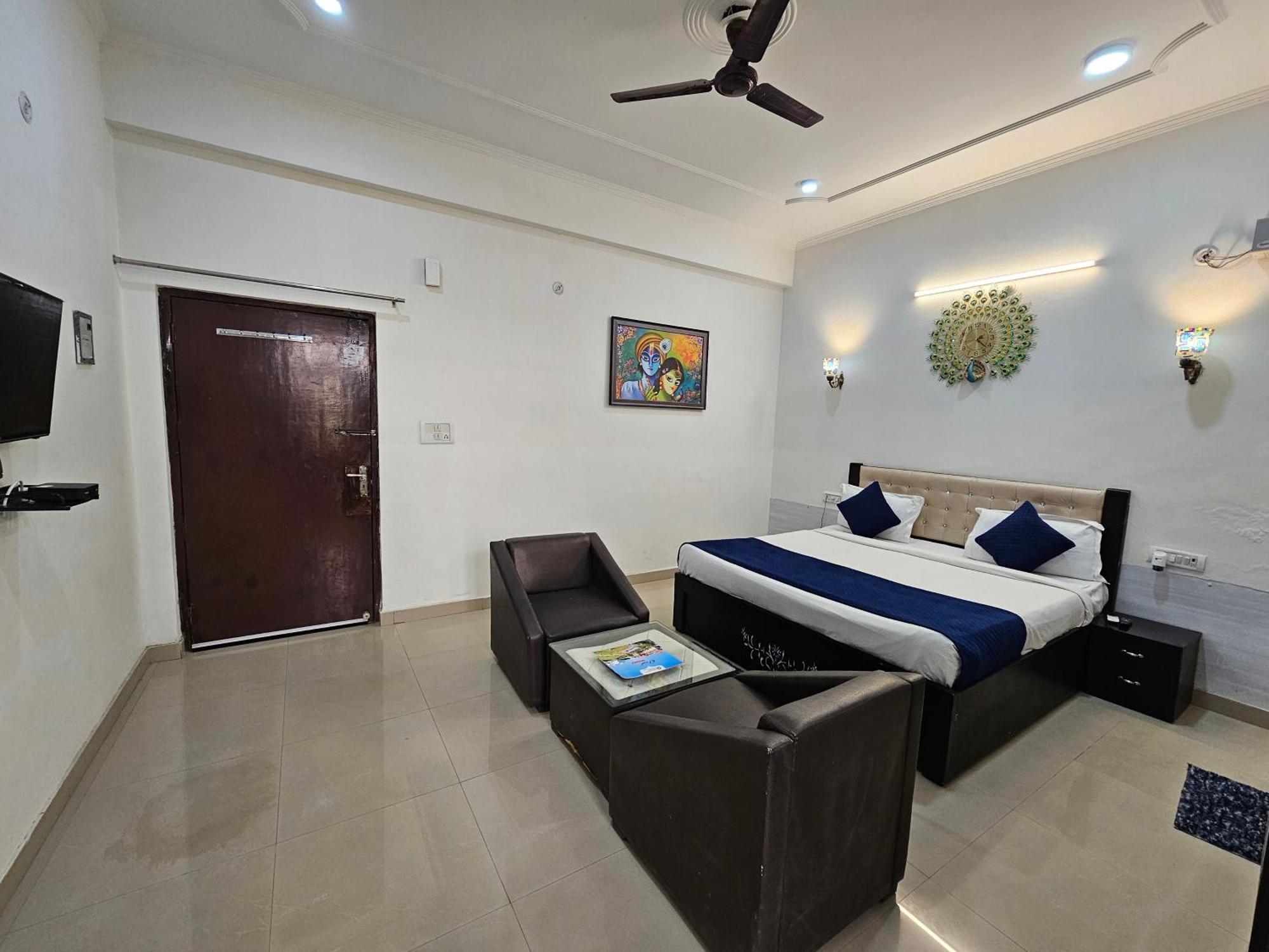 Elegance Resort Vrindāvan Buitenkant foto