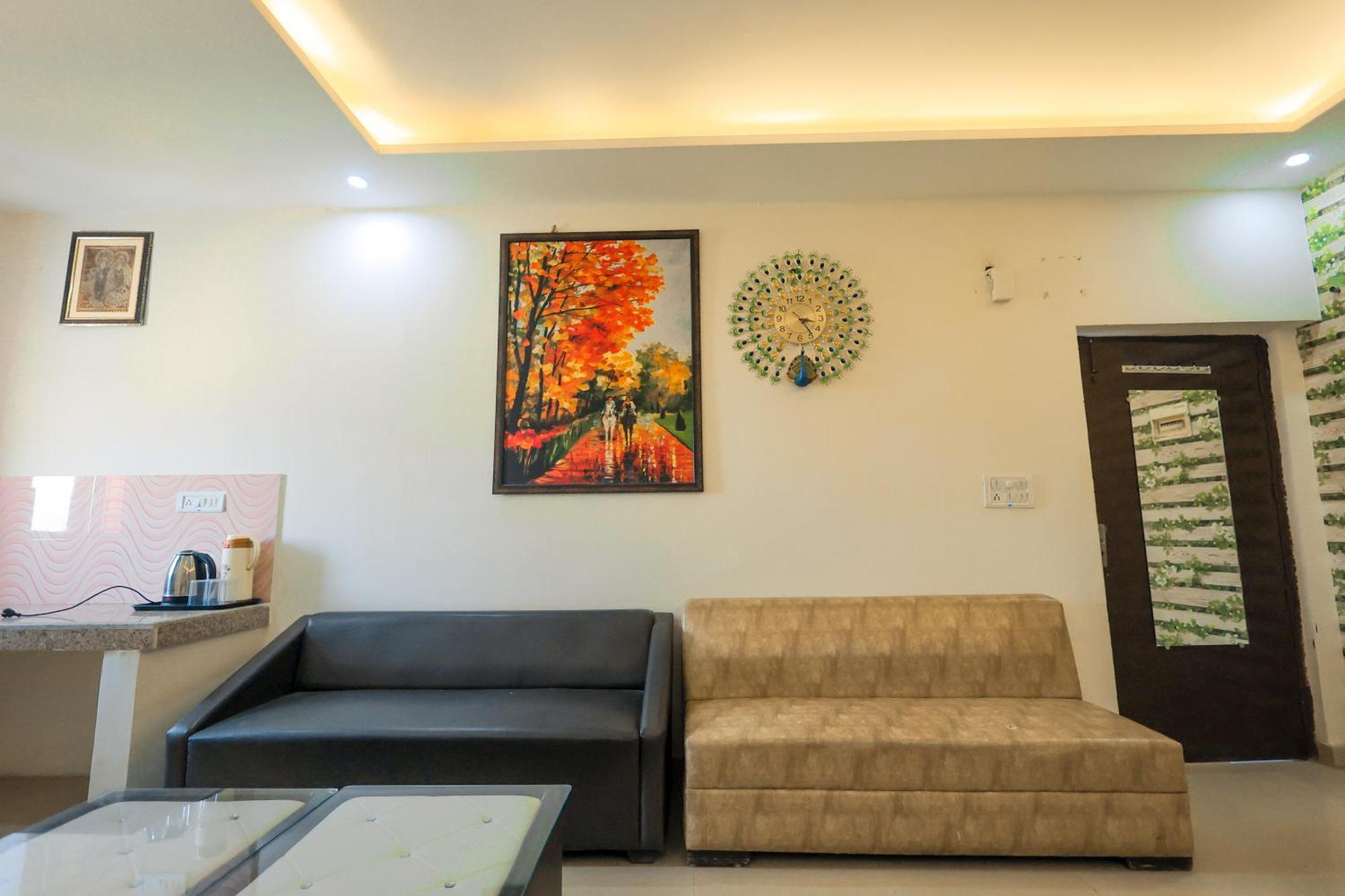 Elegance Resort Vrindāvan Buitenkant foto
